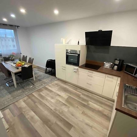 Apartment City Sued- 5 Zimmer_15 Personen _ Komplett_Eingerichtet Αμβούργο Εξωτερικό φωτογραφία